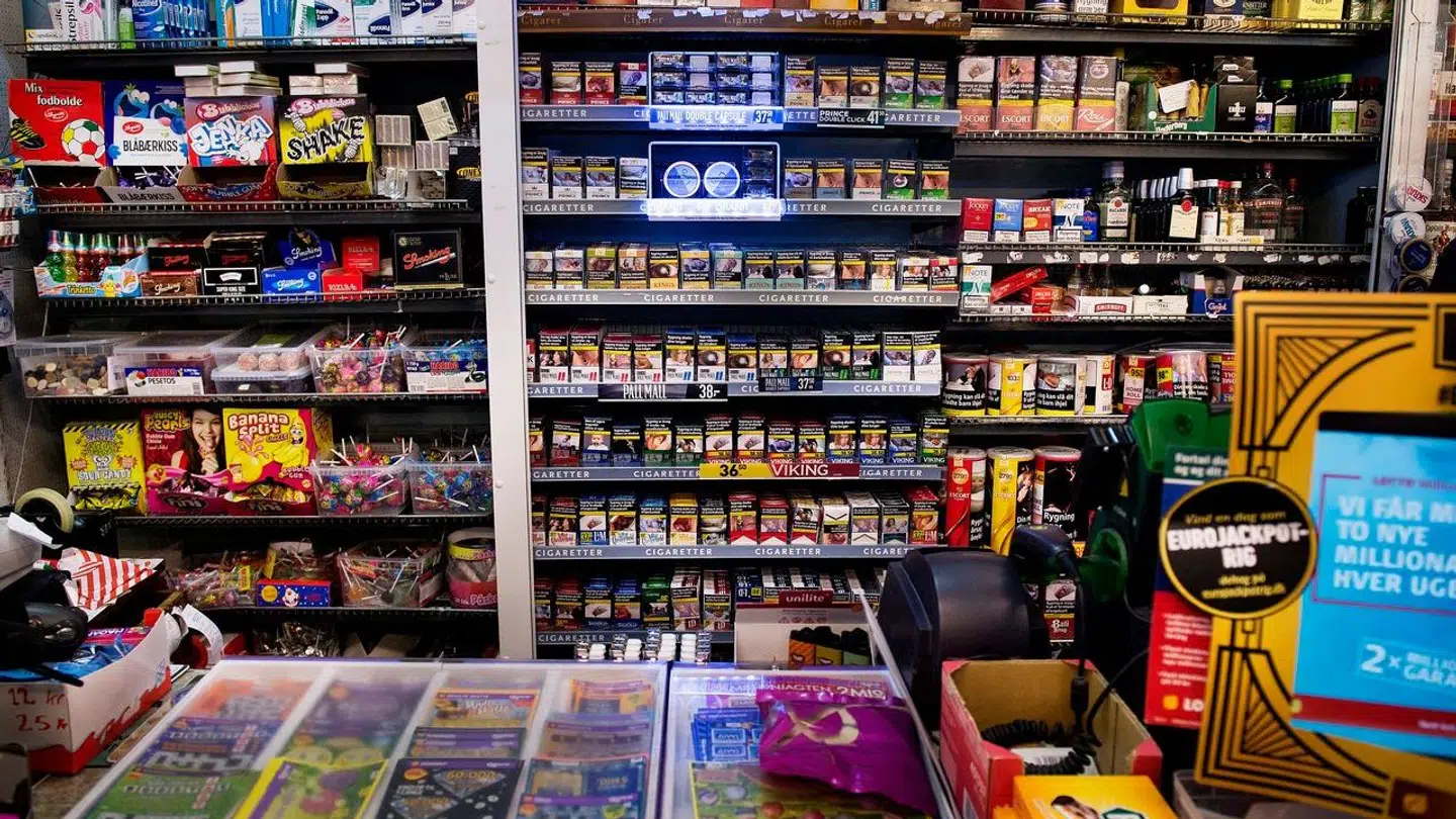 Tusindvis i detailbranchen skal vænne sig til en ny lov.