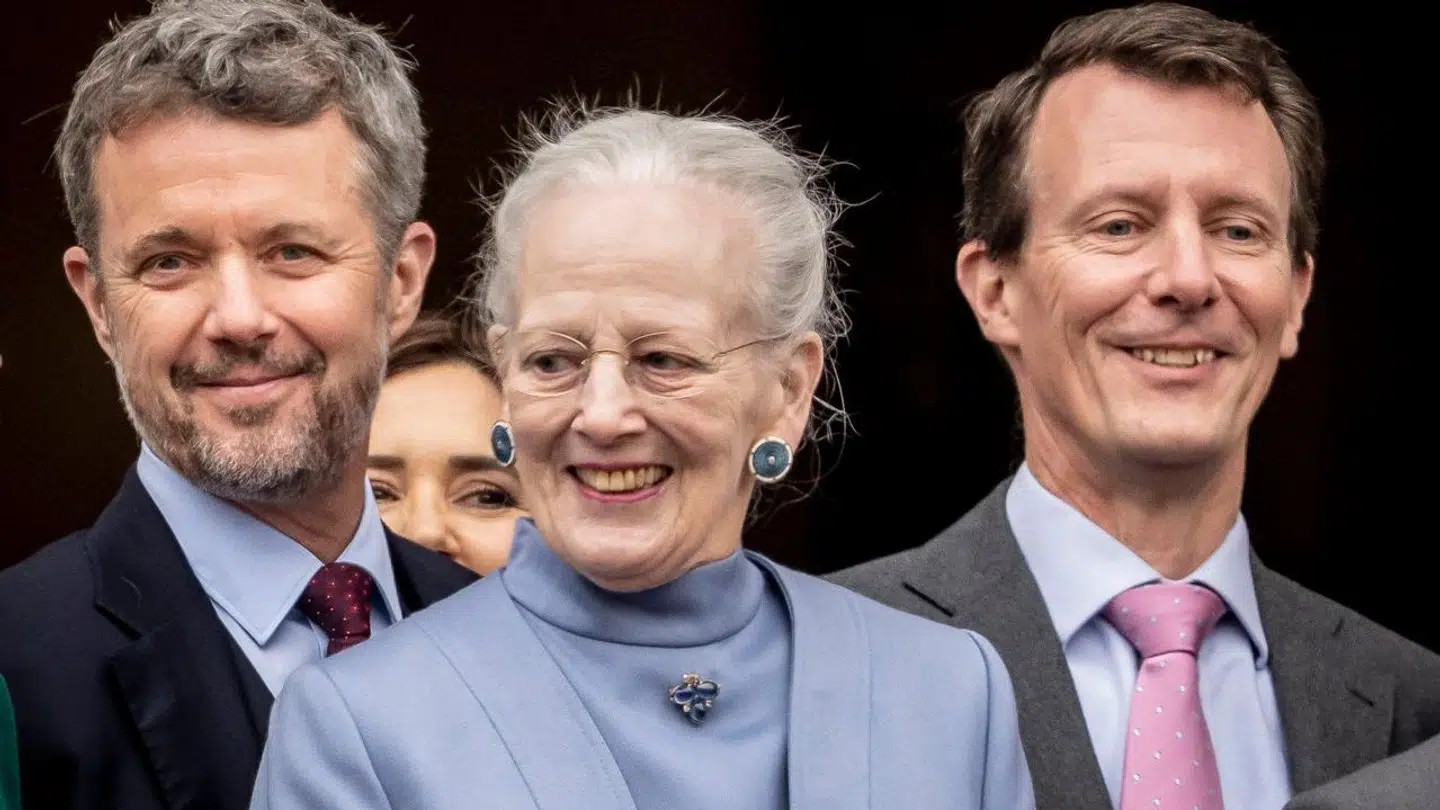 Dronning Margrethe med sine to sønner i 2023.