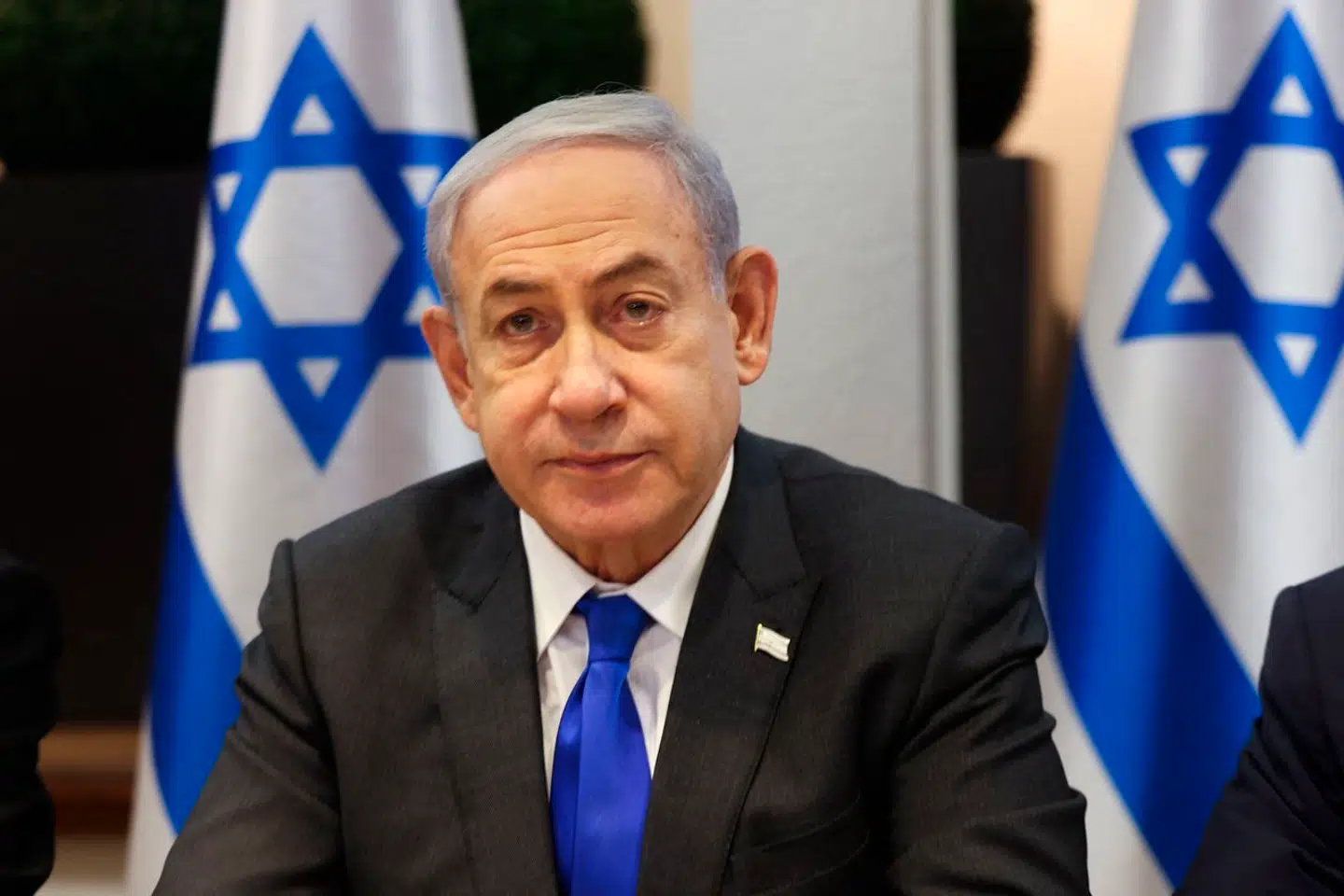 Den israelske premierminister Benjamin Netanyahu har haft magten siden december 2022 efter at have haft embedet fra 1996 til 1999 og igen fra 2009 til 2021. Han er formand for Likud-partiet.