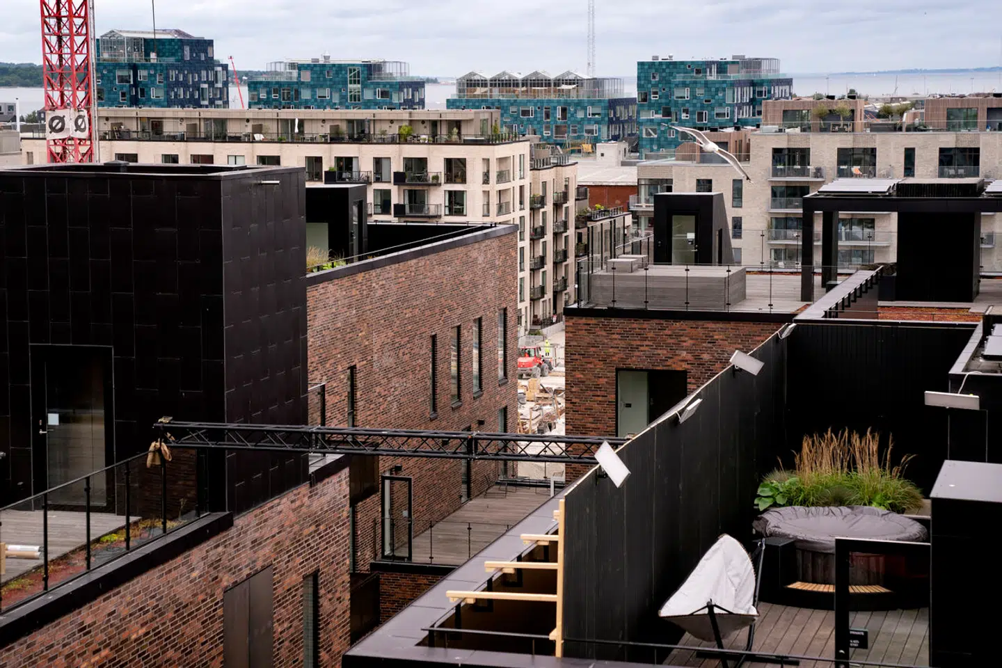 En undersøgelse fra Danske Elever og Studerendes Kollegieråd (DSK) har vist, at hver fjerde udeboende studerende betaler mere i boligudgifter, end de får udbetalt i SU.