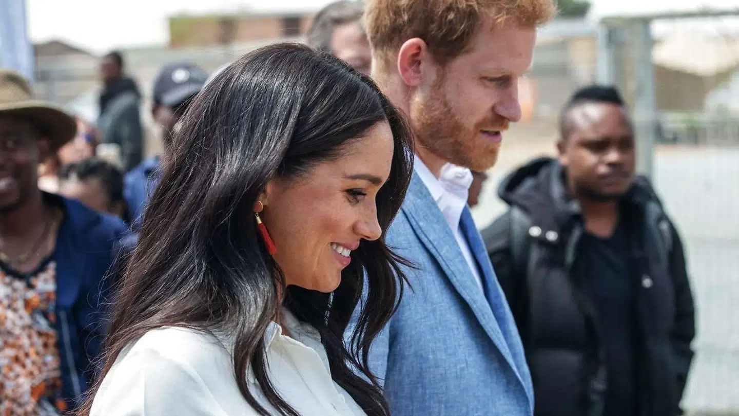 Meghan Markle og prins Harry under et nyligt besøg i Afrika.