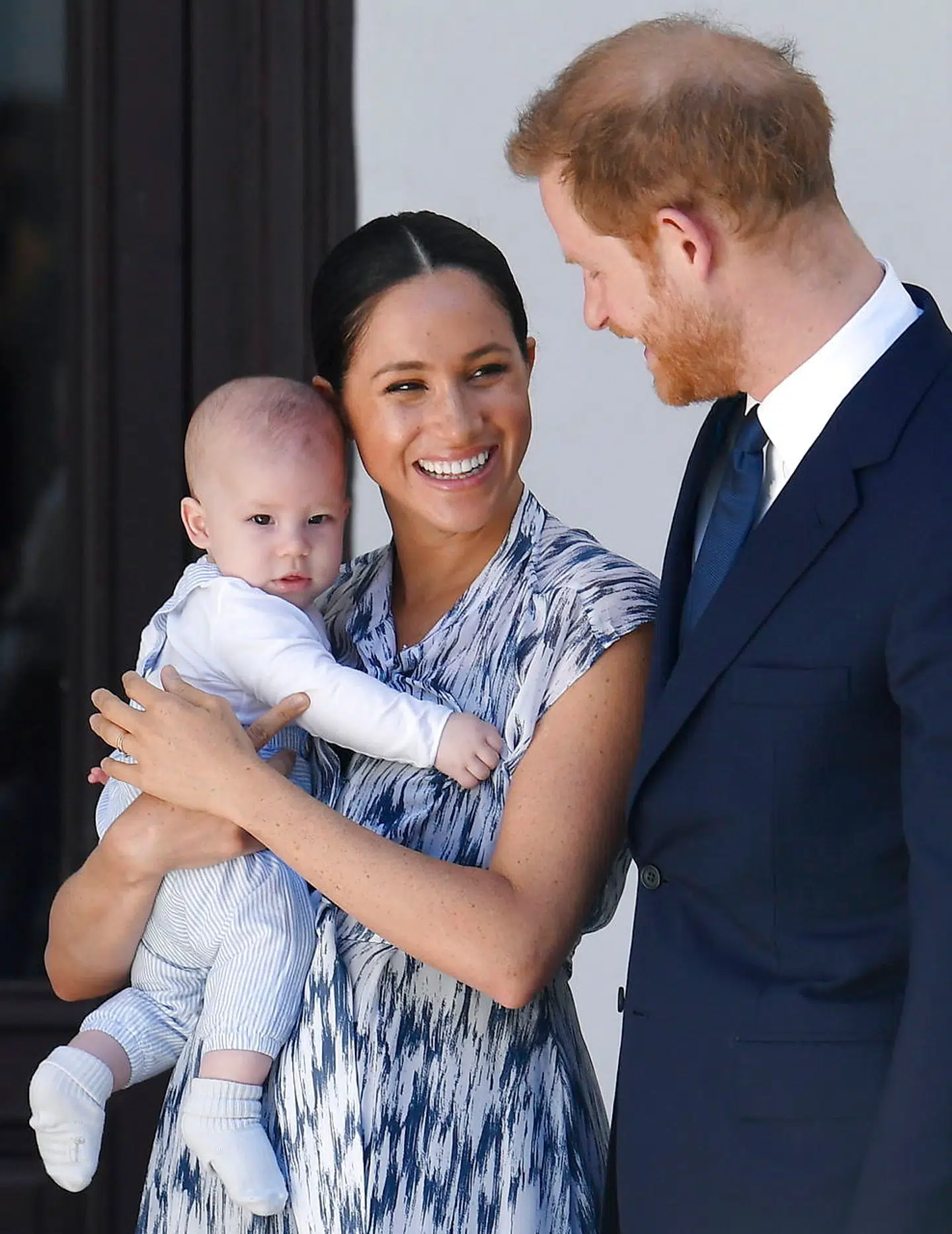 Selv om de var pressede, så var der alligevel tid til store smil for den royale familie på turen til Afrika.