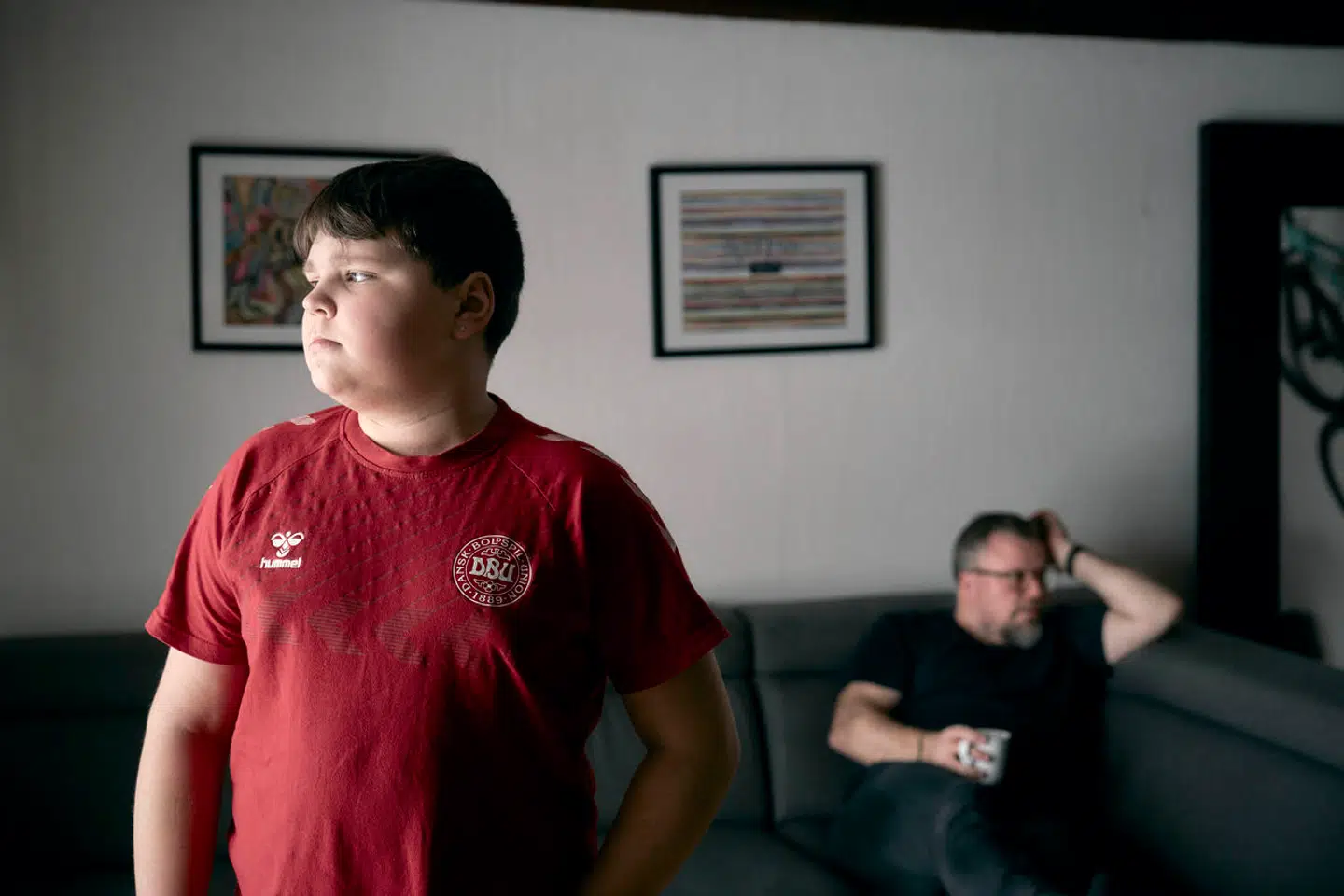 Julius går i dag i skole. På nedsat tid ganske vist. Han er socialt og bogligt stadig mærket af de mange år, han har kæmpet imod en kræftsygdom.