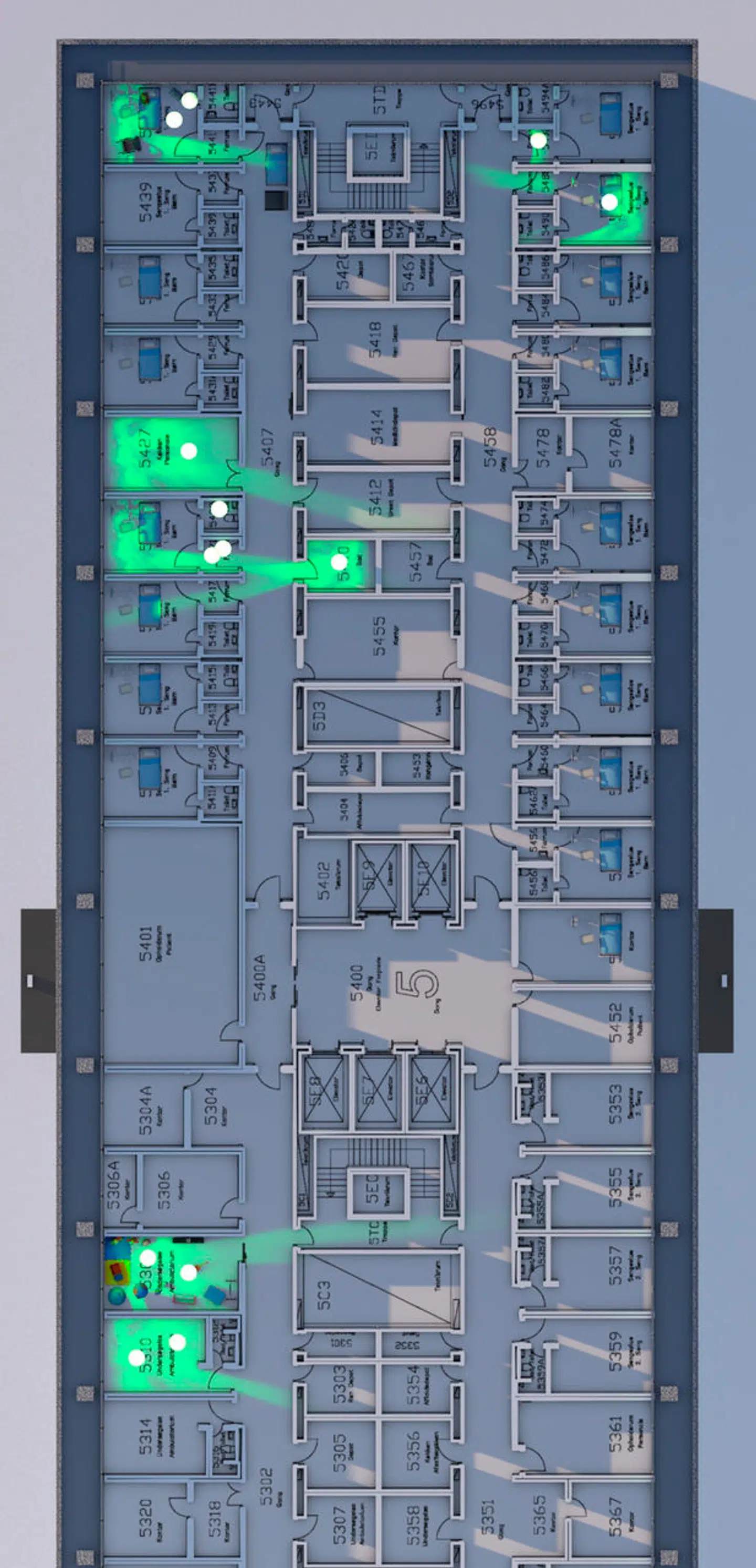 Ved at plotte alle fund af skimmelsvamp ind på plantegninger over Rigshospitalet kan Berlingske konstatere, at det ofte er de samme områder af hospitalet, der bliver ramt af skimmeludbrud igen og igen. Nogle steder vender skimmelangreb tilbage år efter år. På plantegningerne kan man også se, at det ikke kun er i de ydre vægge på Rigshospitalet, at der er problemer med skimmelsvamp. Hele kernen af bygningen, hvor der ikke kan komme vand ind udefra, er også ramt.