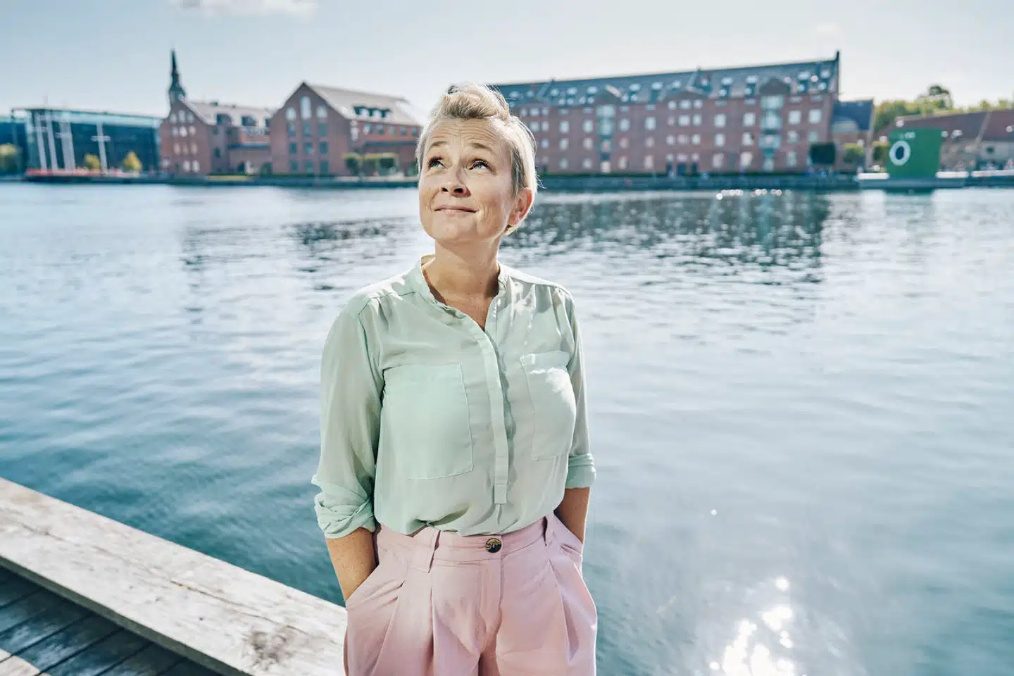 »Vi skal kæmpe for vores bykerner – ellers dør de ud. Der er desværre tale om en massedød i disse år,« skriver Ane Cortzen.