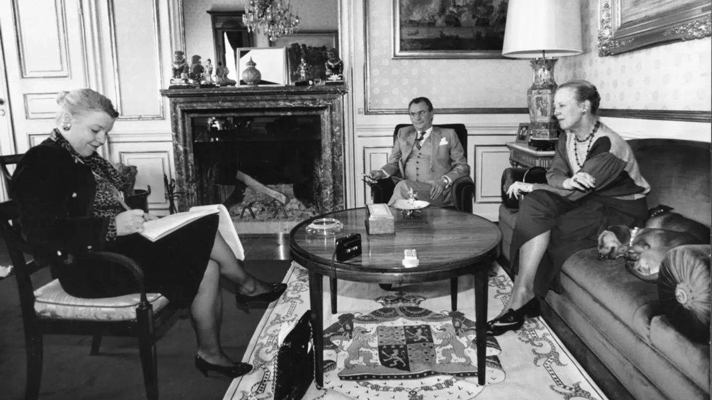 Dronning Margrethe og prins Henrik under et interview med den tidligere B.T.-journalist Bodil Cath.