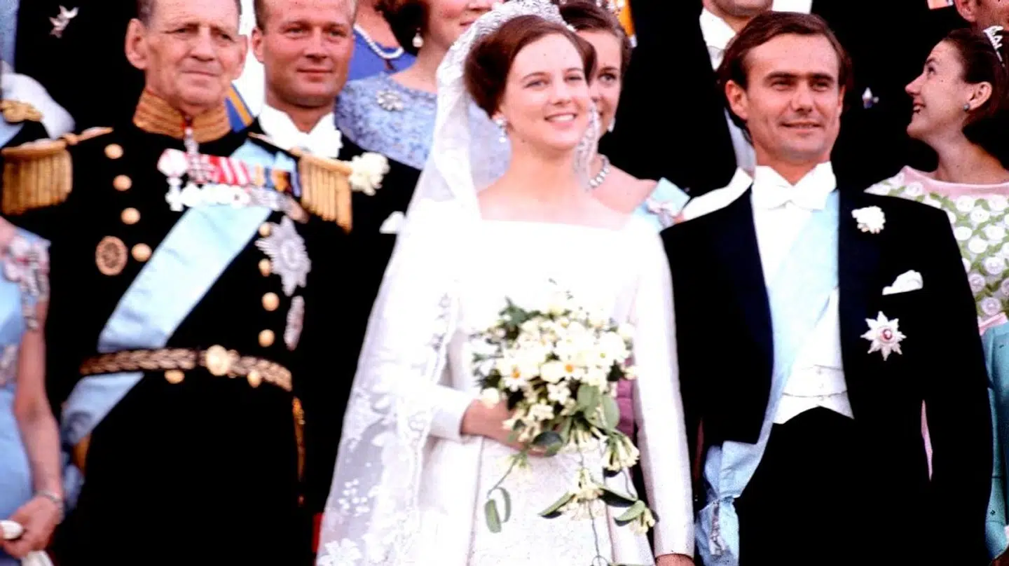 Sådan så det ud, da dronning Margrethe og prins Henrik blev gift.