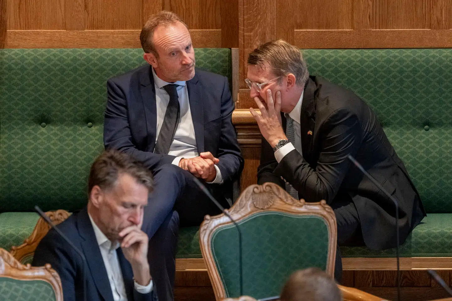 De Radikales politiske leder, Martin Lidegaard, byder søndag blandt andre Venstre-formand og forsvarsminister Troels Lund Poulsen til debat.