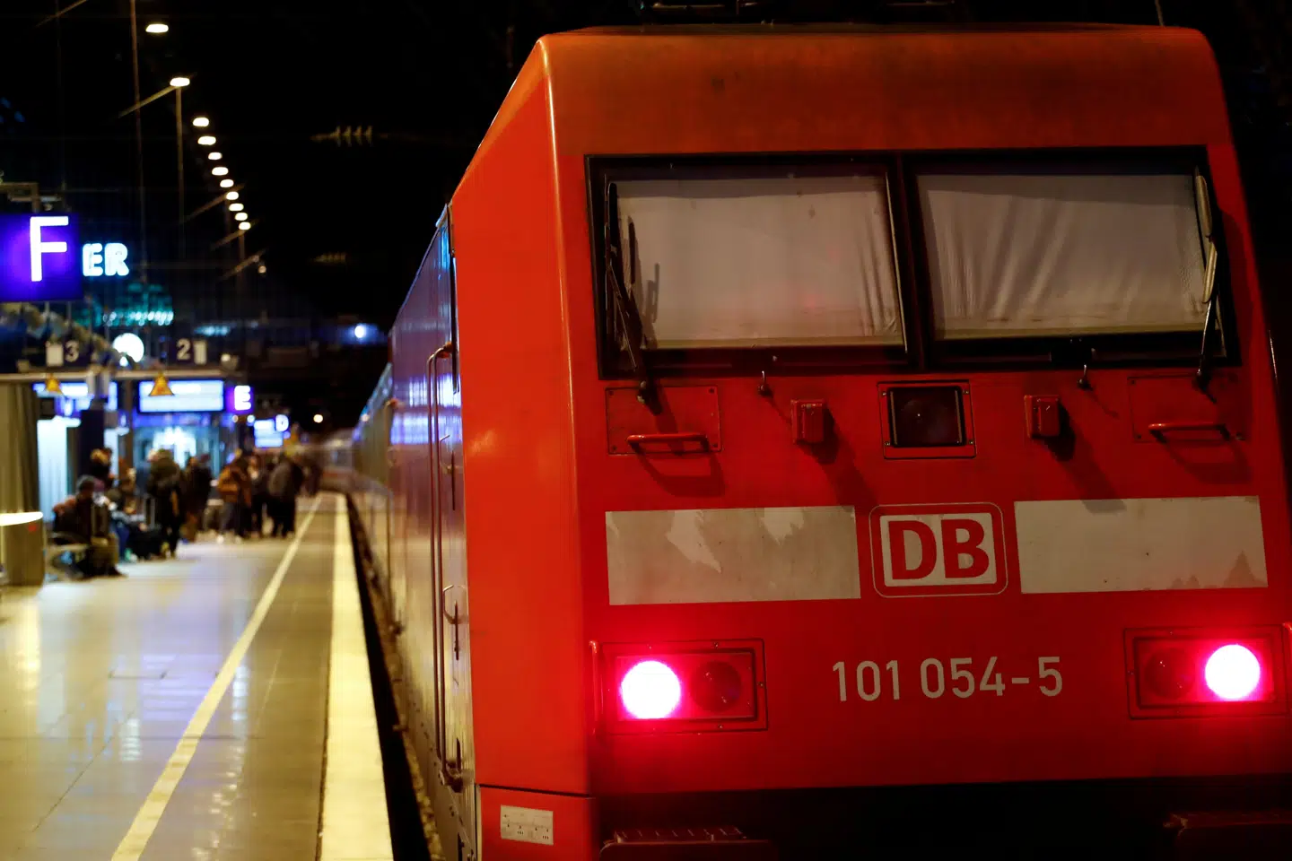 Det statsejede selskab Deutsche Bahn mener ikke, at togførernes varslede strejke er lovlig og kalder den absolut unødvendig. (Arkivfoto).