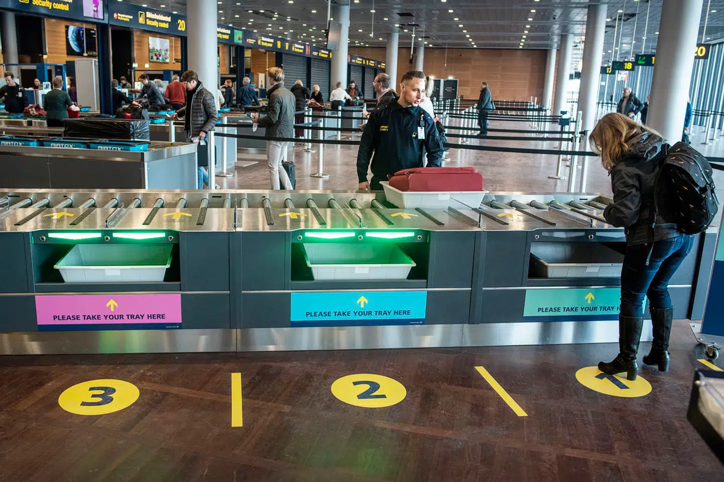 Fremover bliver den besværlige passage af sikkerhedskontrollen gjort langt nemmere, når nye mere avancerede 3D-scannere bliver taget i brug.