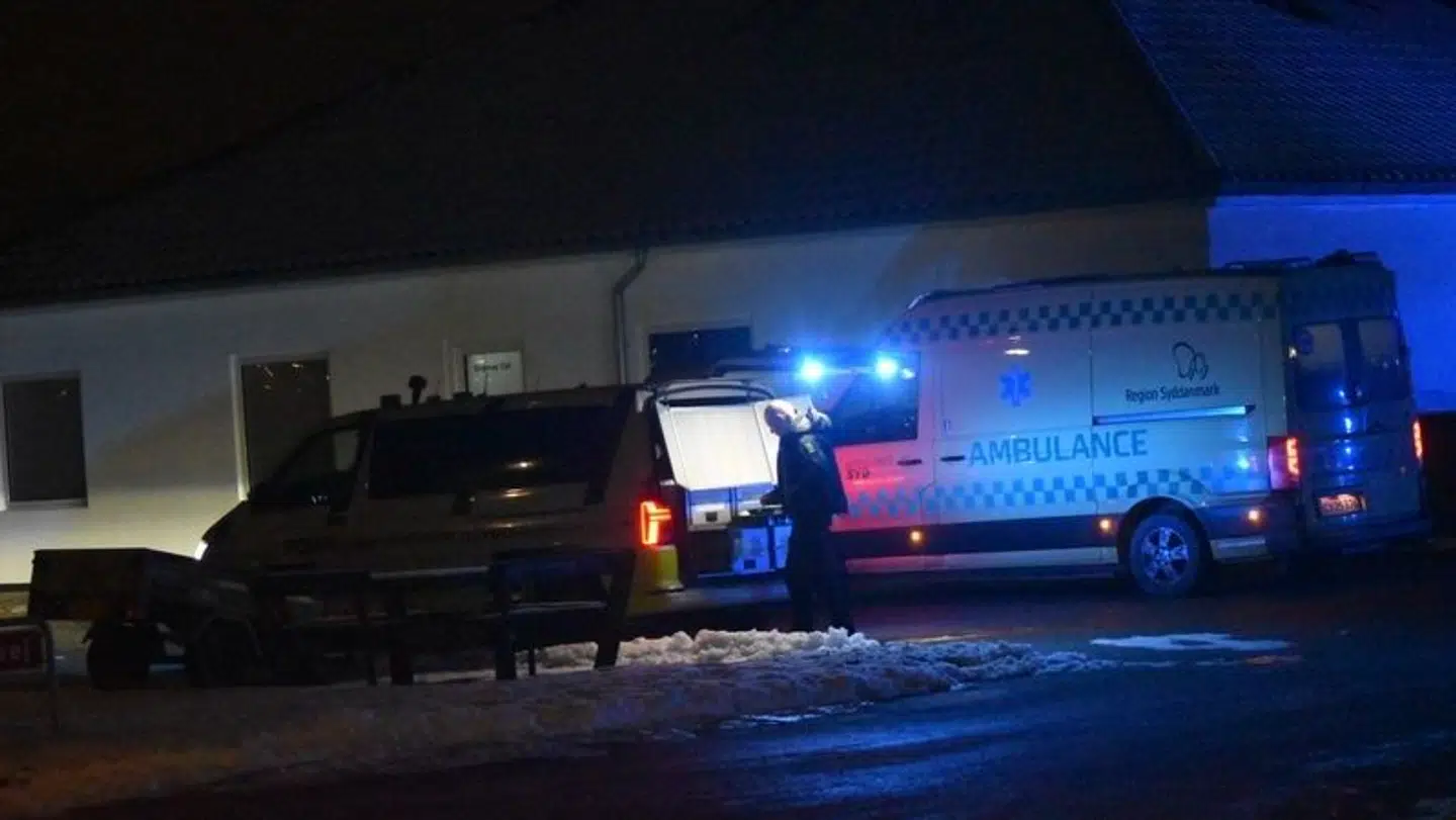 En mand er i kritisk tilstand efter en brand i Langeskov.