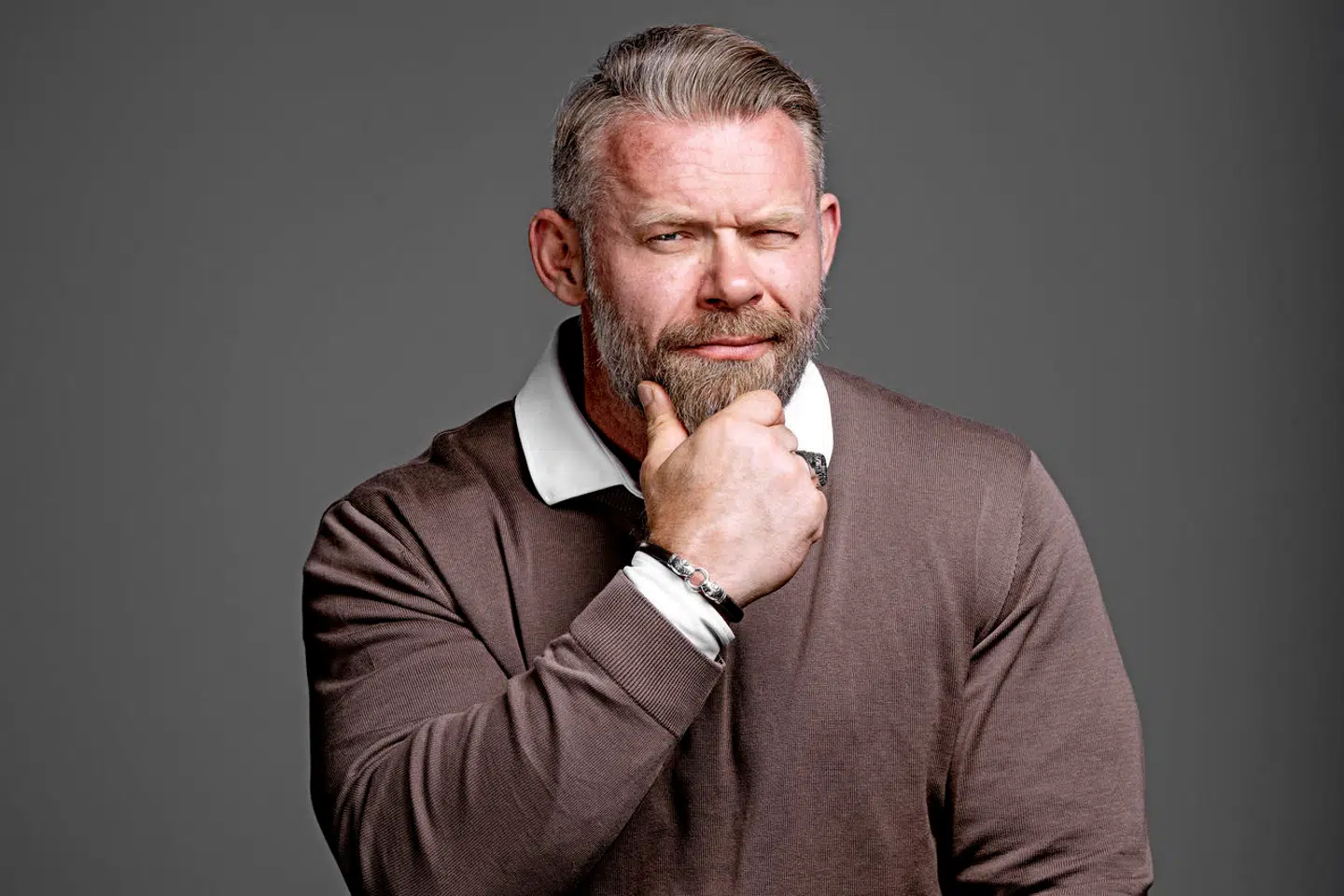 Joachim B Olsen, Politisk kommentator på B.T. Medvært på den politiske podcast slottet og sumpen.