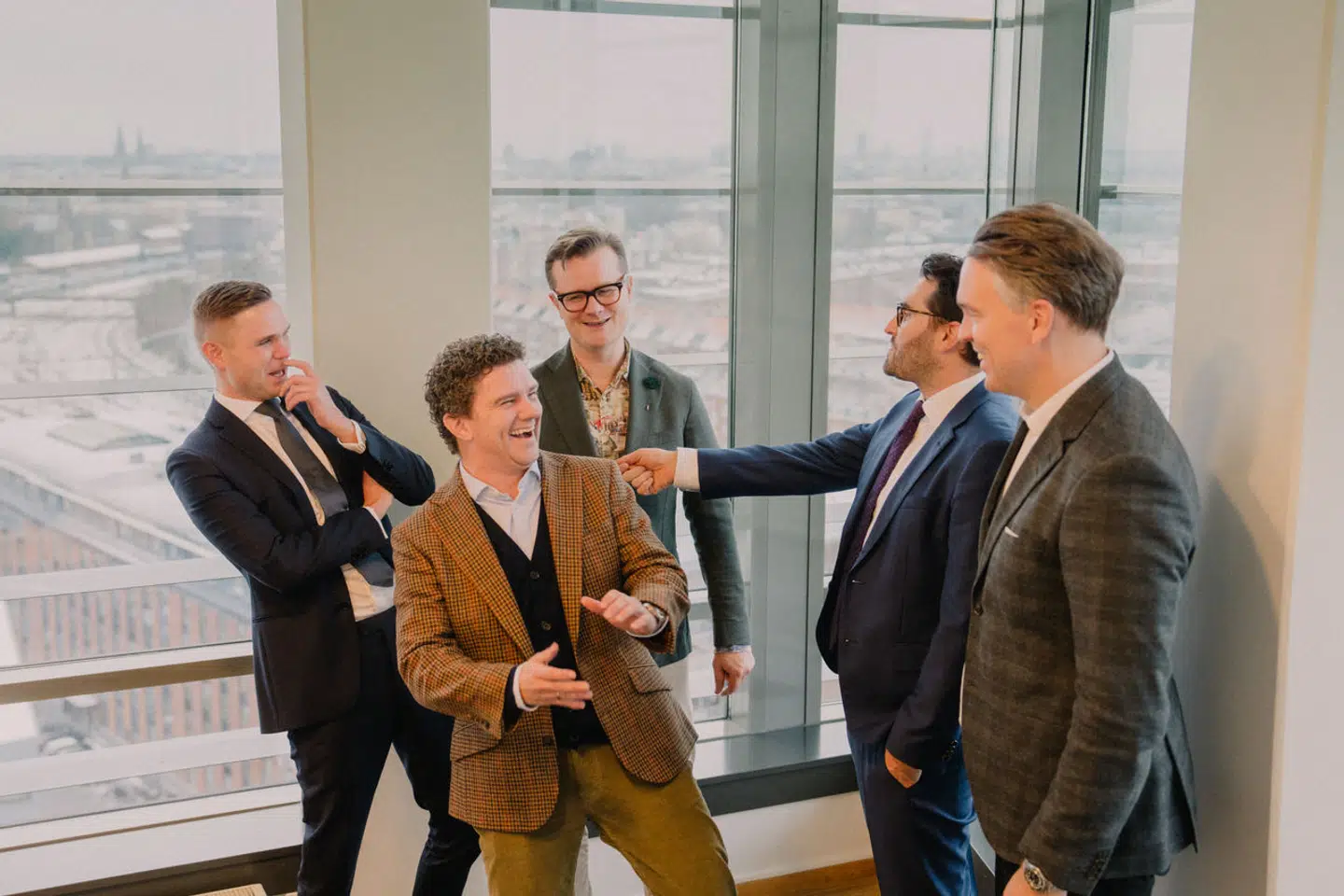 I netværket sidder Daniel Barry, Ivan Beltoft, Mads Rau-Kaufmann, Søren Husted og Alex Steninge Jacobsen. De var alle på Talent 100-listen i 2014.