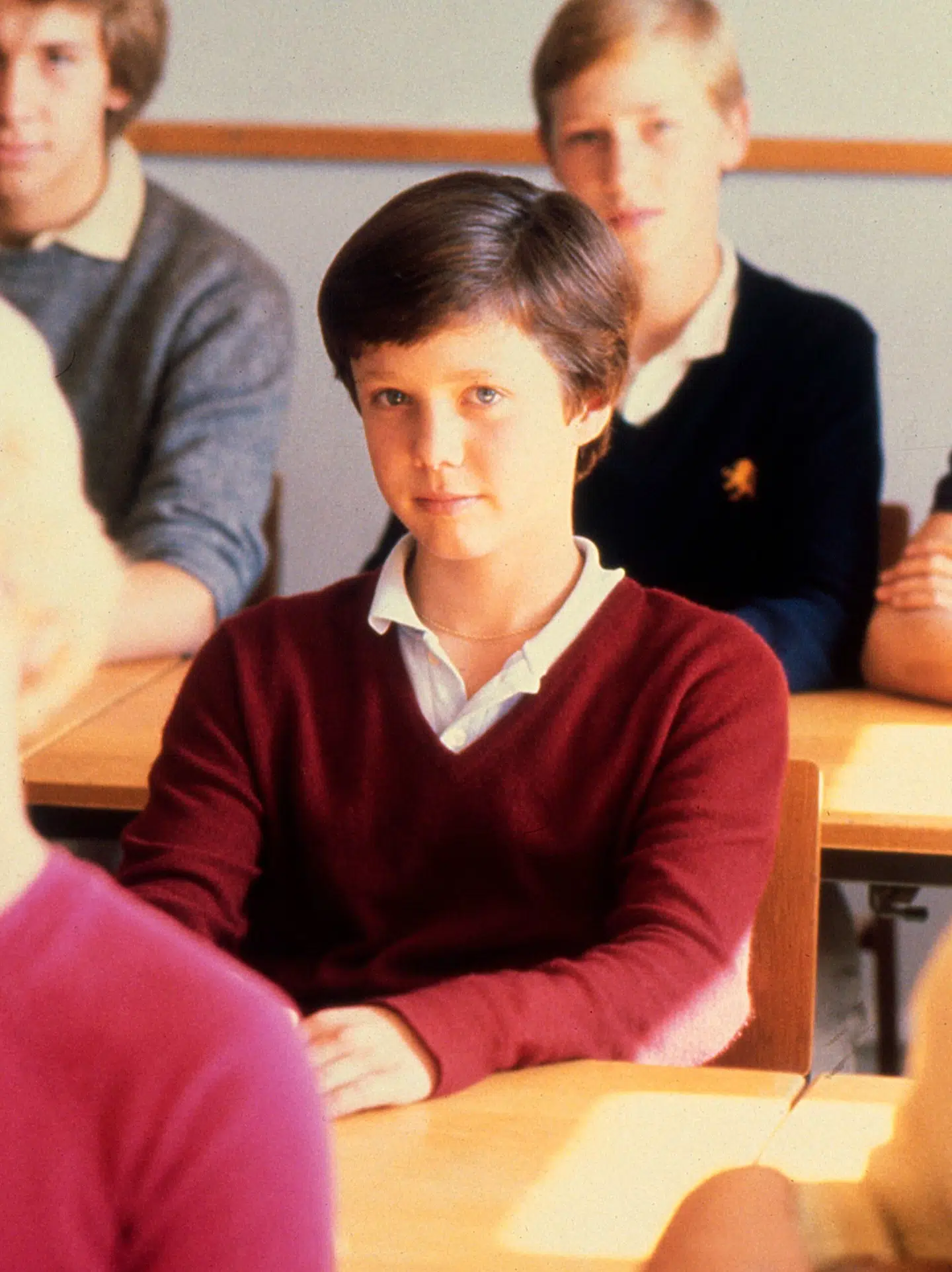 Kronprins Frederik i sin klasse på privatskolen Krebs' Skole på Østerbro i september 1982. Foto: Steen Jacobsen, Scanpix