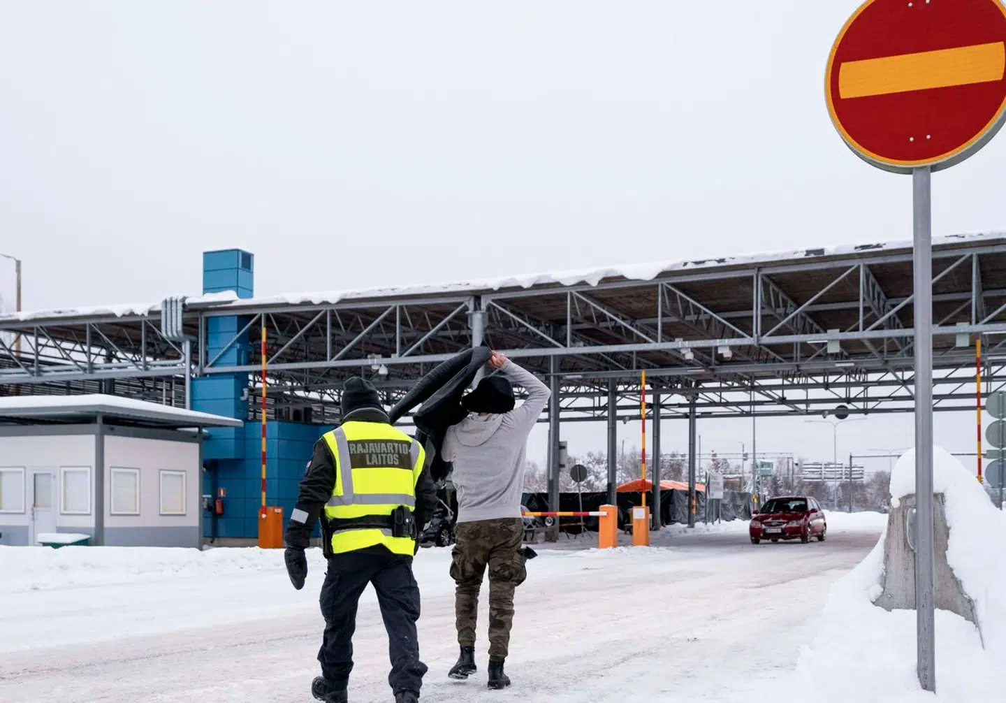 Siden det sene efterår har Finland haft lukket grænserne til Rusland helt. Det skete, da Rusland begyndte at sende store grupper asylansøgere mod grænsen. Nu kan hverken mennesker eller fragt komme over grænsen.
